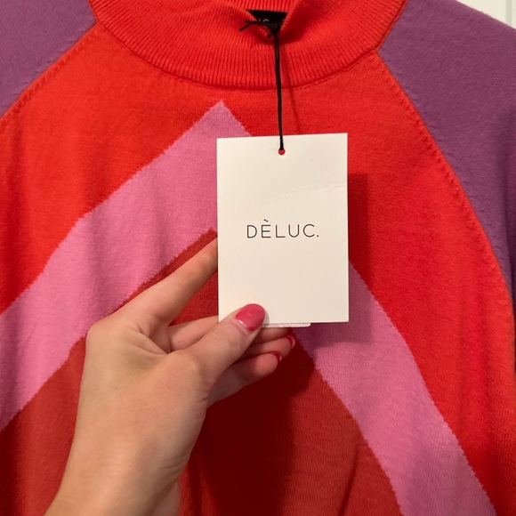 NWT Avara Sweater - Picture 5 of 5